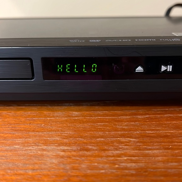 LG BLU-RAY DISC PLAYER BD630 - Picture 4 of 16
